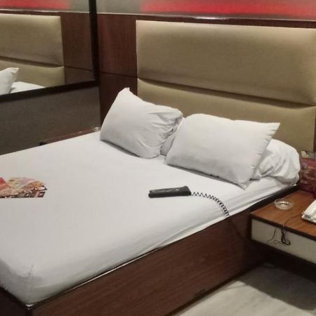 Hotel Sogo Buendia Pasay Eksteriør billede