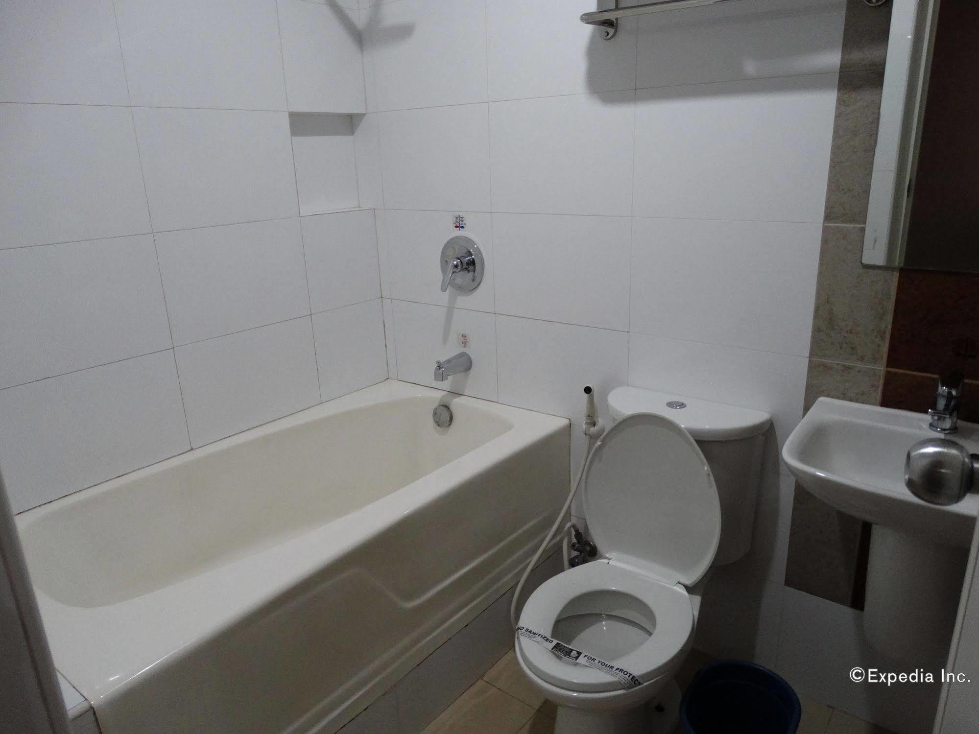 Hotel Sogo Buendia Pasay Eksteriør billede
